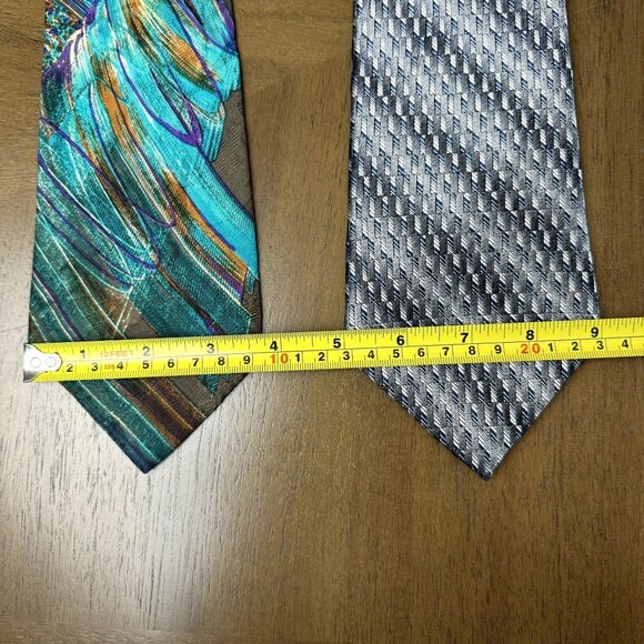 Bundle Silk Ties Lot of 4 Patterned Neckties Multicolor Assorted Brands - Picture 6 of 7